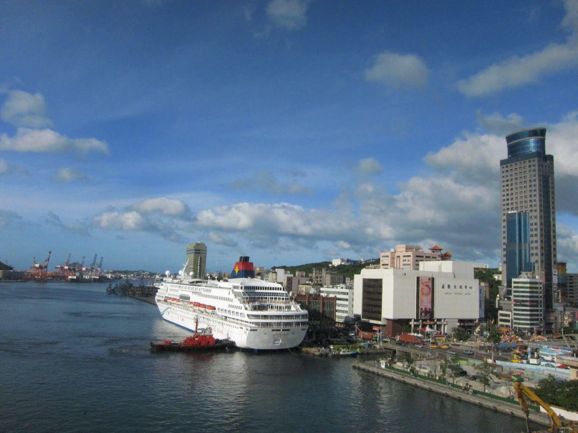 Harbor View Hotel Кийлунг Екстериор снимка